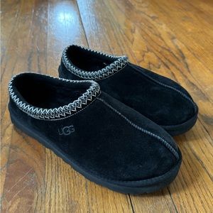 UGG Tasman slipper slides men’s 10 women’s 11 black